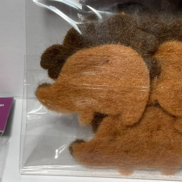 Hedgehog Felt Embellishments 100% Wool Needle Felting Crafts - Picture 9 of 13